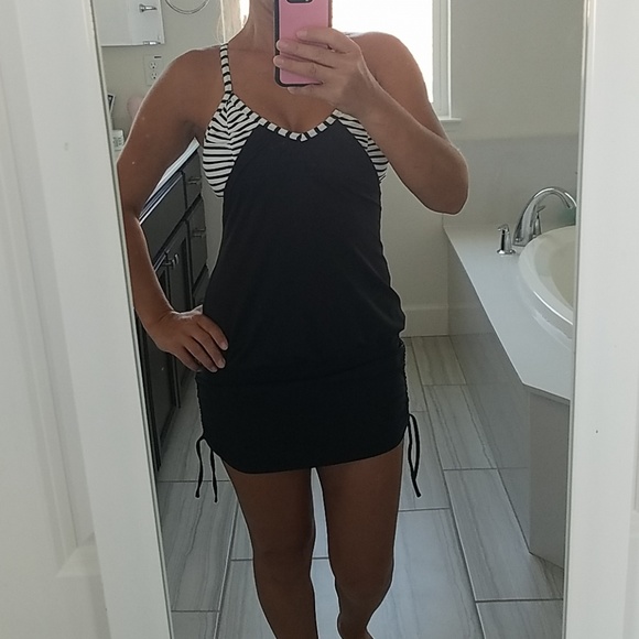 Work-Sweat-Play top - Picture 2 of 5